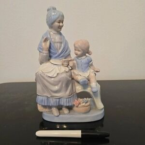 Woman And Young Girl Ceramic Decor